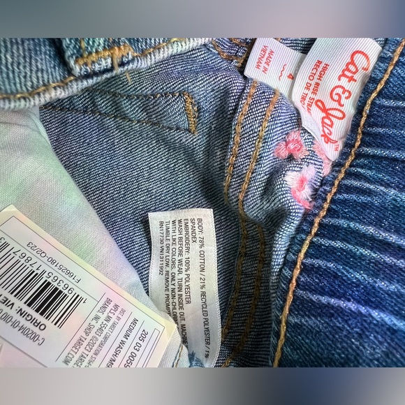 CAT & JACK HIGH RISE STRAIGHT FLORAL JEANS SZE 4 GRLS - Picture 7 of 8